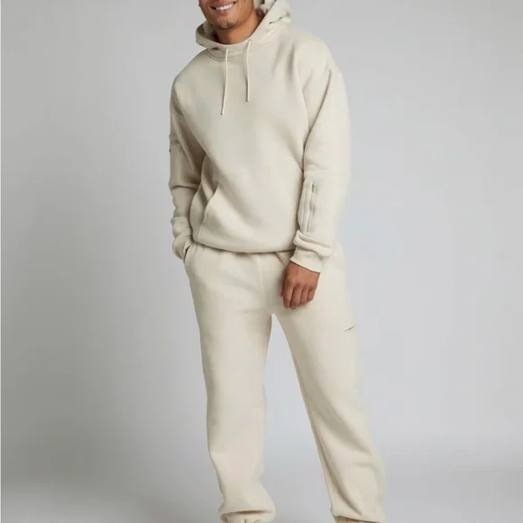 Comfrt Airplane Mode Travel Hoodie - Bone - L - NWT - Picture 3 of 8